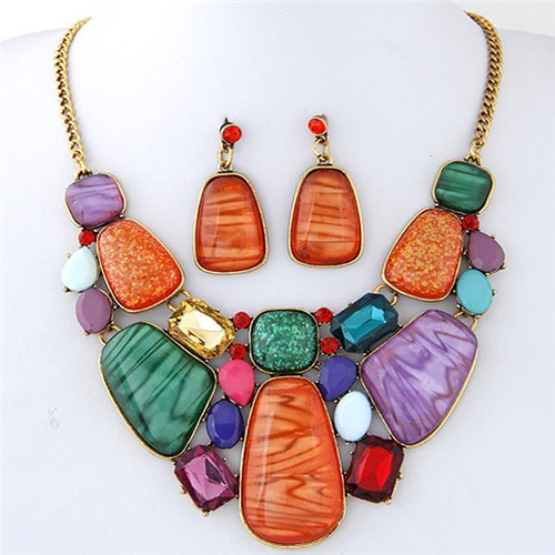 Luxurious Assorted Gems Combo Fashion Design Statement Necklace - Multicolor