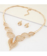 Luxurious Rhinestone Inlaid Peach Heart Inspired Hollow Golden Bamboo Joint Chain Necklace and Earrings Set
