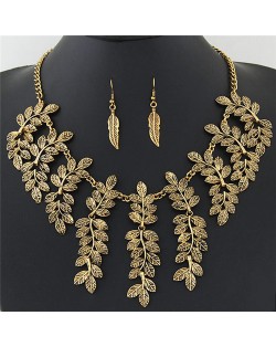 Vintage Leaves Cluster Design Short Fashion Necklace and Earrings Set - Golden