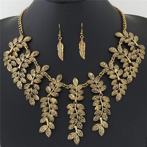 Vintage Leaves Cluster Design Short Fashion Necklace and Earrings Set - Golden