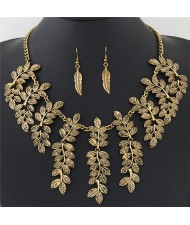 Vintage Leaves Cluster Design Short Fashion Necklace and Earrings Set - Golden
