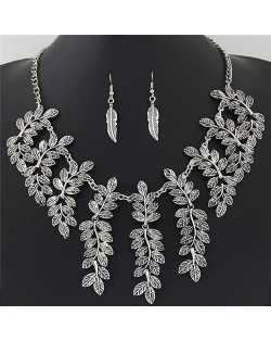 Vintage Leaves Cluster Design Short Fashion Necklace and Earrings Set - Silver