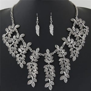 Vintage Leaves Cluster Design Short Fashion Necklace and Earrings Set - Silver
