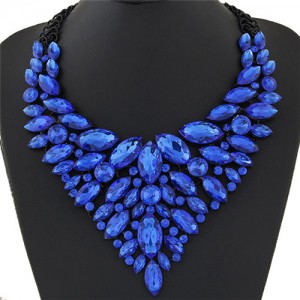 Splendid Glittering Resin Gems Combined Floral Statement Fashion Necklace - Blue