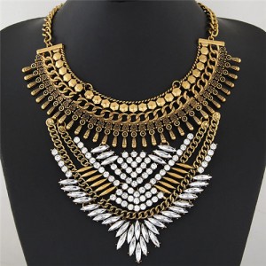 Rhinestone Inlaid Luxurious Floral and Leaves Complex Design Short Fashion Necklace - Golden