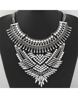 Rhinestone Inlaid Luxurious Floral and Leaves Complex Design Short Fashion Necklace - Silver
