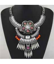 Resin Gems and Rhinestone Decorated Ethnic Flowers with Waterdrops Design Fashion Necklace - Transparent