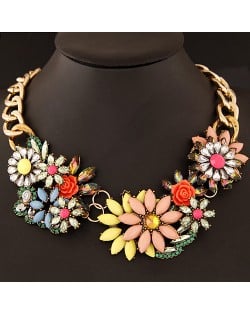 Luxurious Gems Mingled Wealthy Flowers Pendants Thick Golden Chain Costume Necklace - Yellow and Pink