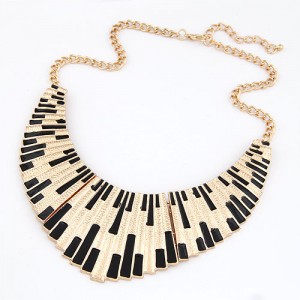 Oil-spot Glazed Fan-shaped Goden Pendant Punk Fashion Necklace - Black