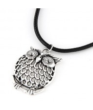 Hollow Vintage Silver Night Owl Pendant Wax Rope Costume Necklace