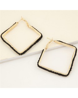 Mini Beads Rimmed Design Golden Square Fashion Earrings - Black