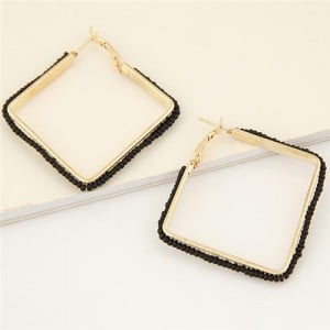 Mini Beads Rimmed Design Golden Square Fashion Earrings - Black