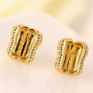 Opened Peanut Design Fashion Ear Studs - Golden
