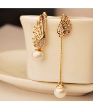 Shining Czech Rhinestone Embedded Asymmetric Angel Wings Pearl Fashion Ear Studs