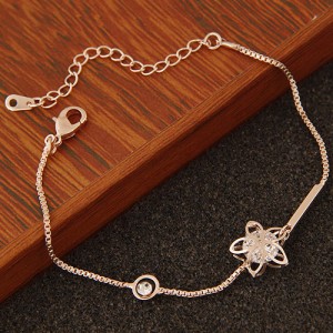 Cubic Zirconia Inlaid Hollow Lucky Star Fashion Bracelet