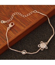 Cubic Zirconia Inlaid Hollow Lucky Star Fashion Bracelet