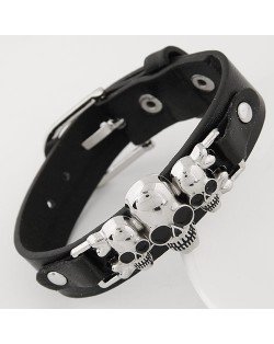 Triple Alloy Skulls Decorated Punk Fashion Leather Bracelet