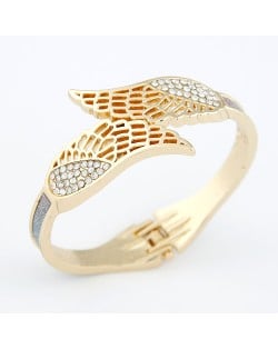 Czech Rhinestone Embellished Hollow Angel Wings Gradient Color Dull Polish Fashion Bangle - Golden