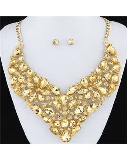 Glitering Assorted Gems Combined Luxurious Style Alloy Statement Fashion Necklace and Earrings Set - Golden