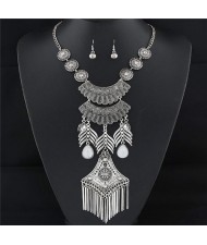 Vintage Style Floral Arches Fish Bones and Tassel Pendants Statement Fashion Necklace - White