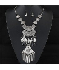 Vintage Style Floral Arches Fish Bones and Tassel Pendants Statement Fashion Necklace - Black