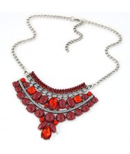 Resin Gems Mingled Fan-shaped Flower Theme Pendant Costume Fashion Necklace - Red