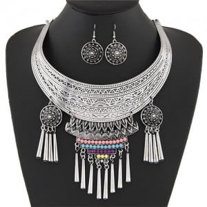 Colorful Mini Beads Decorated Ethnic Silver Arch Pendant with Alloy Tassel Design Fashion Necklace and Earrings Set