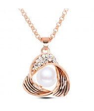 Pearl Centered Revolving Triangle Pendant Alloy Fashion Necklace - Golden