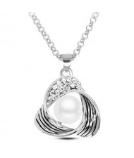 Pearl Centered Revolving Triangle Pendant Alloy Fashion Necklace - Silver
