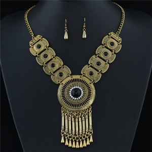 Rhinestone and Gem Inlaid Hollow Golden Round Pendant with Tassel Design Fashion Necklace and Earrings Set - Black