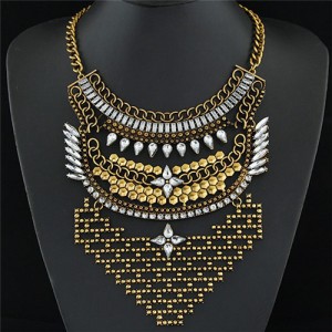 Rhinestone Array of Stars Statement Fashion Necklace - Golden and Transparent