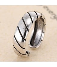 Vintage Sectional Design Fashion Ring