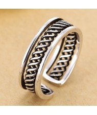 Vintage Weaving Wire Design Hollow Fashion Ring