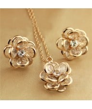 Vivid Dimensional Flower Design Rose Gold Necklace and Earrings Set