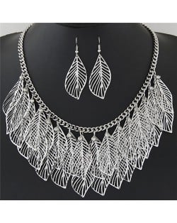 Exquisite Hollow Leaves Design Short Fashion Necklace and Earrings Set - Silver