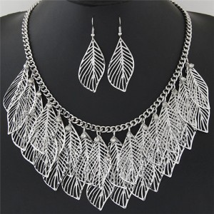 Exquisite Hollow Leaves Design Short Fashion Necklace and Earrings Set - Silver