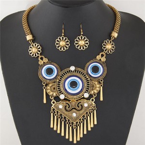 Vintage Eye Balls Theme Floral Pattern with Tassel Design Fashion Necklace and Earrings Set - Golden