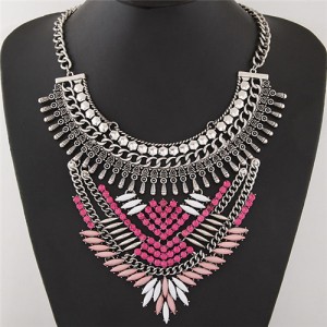 Shining Rhinestone Embellished Pinky Leaves Short Statement Fashion Necklace - Silver