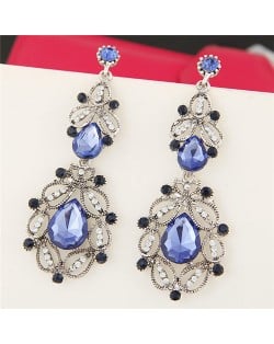 Gem Embedded Vintage Hollow Floral Fashion Earrings - Blue