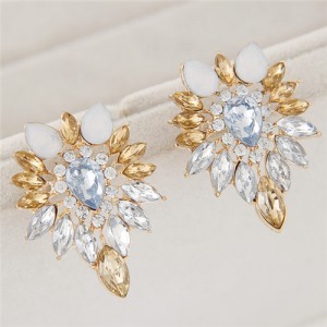 Glistening Resin Gem Flower Design Fashion Ear Studs - Transparent