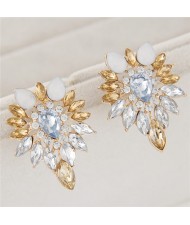 Glistening Resin Gem Flower Design Fashion Ear Studs - Transparent