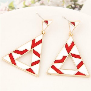 Doodle Fashion Dangling Triangle Design Ear Studs - Red