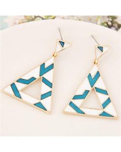 Doodle Fashion Dangling Triangle Design Ear Studs - Blue