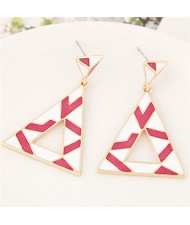 Doodle Fashion Dangling Triangle Design Ear Studs - Rose