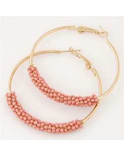 Mini Beads Decorated Golden Hoop Fashion Ear Clips - Pink