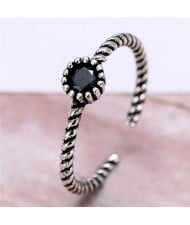 Studs Flower with Spiral Joints Design Vintage Fashion Ring