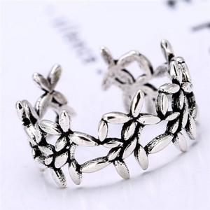 Vintage Flower Cluster Open-end Fashion Ring
