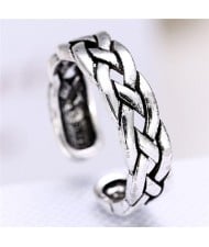 Hollow Chain Vintage Design Fashion Ring