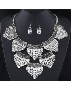 Fish Scale Alloy Fashion Statement Necklace Earrings Set - Silver