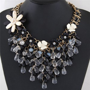 Sweet Resin Gems Waterdrops with Turquoise Flowers Decorated Short Fashion Necklace - Black